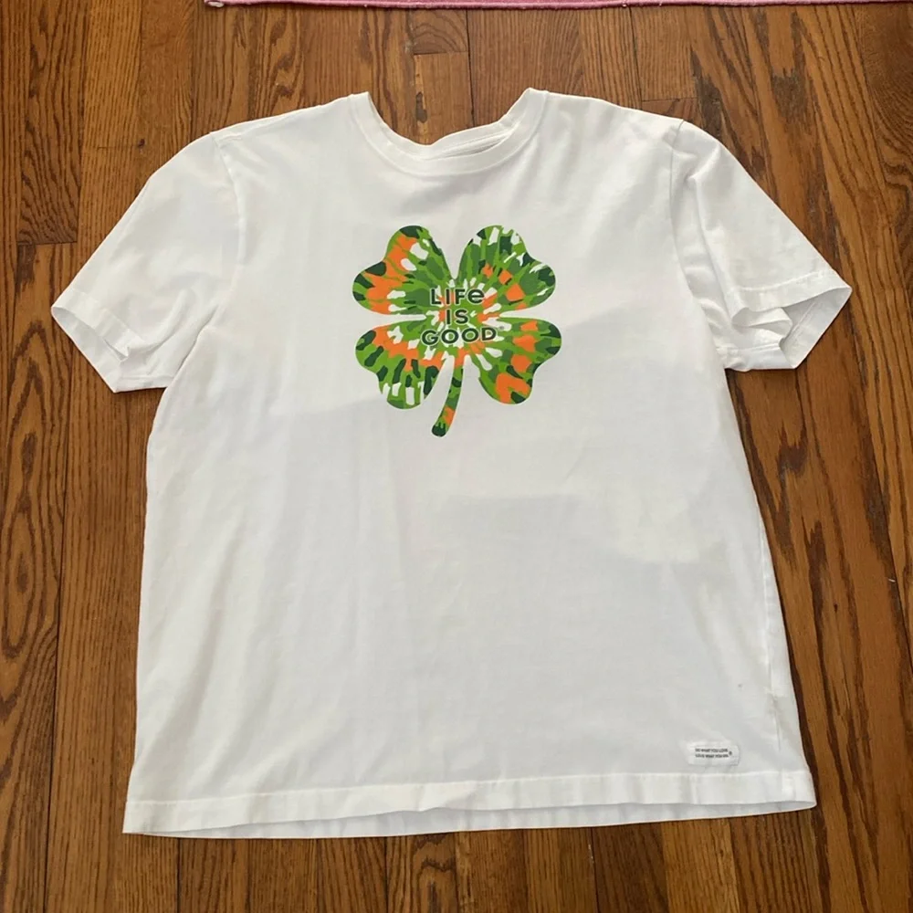 EUC Life is Good Men’s Crusher Tee Size Large Lucky 🍀 - Picture 2 of 7